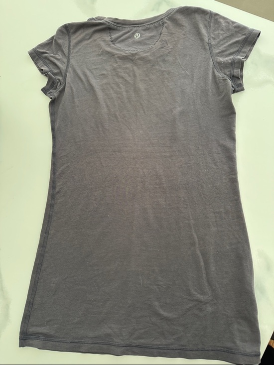lululemon athletica Tops - lululemon athletica Gray Short Sleeve Tee shirt